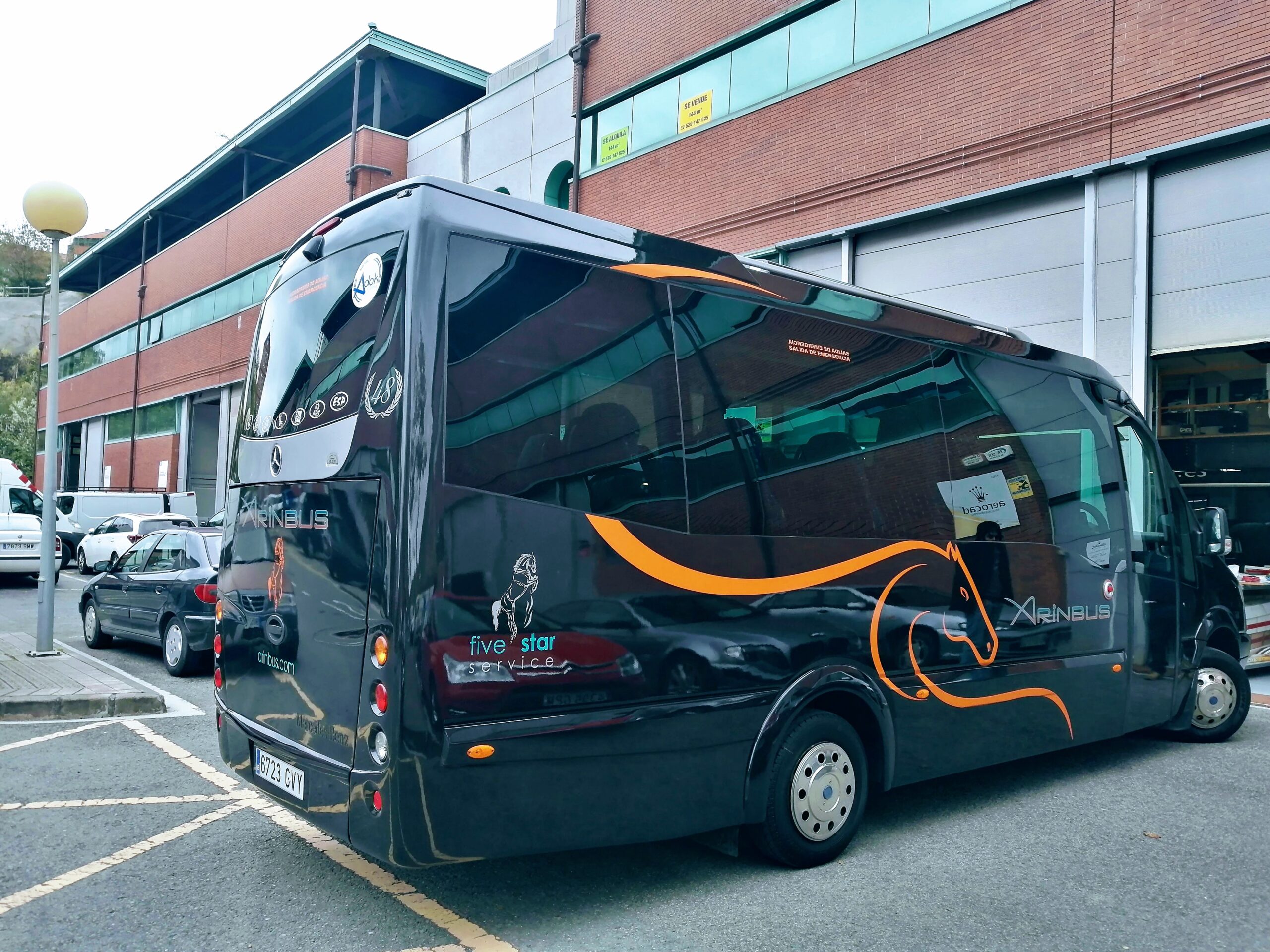 alquilar un autobús